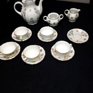 Vintage tea set of 5 with extra plate